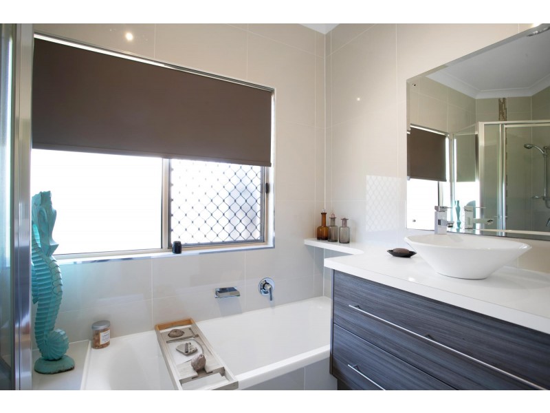 26 Cinnamon Drive, Glenella QLD 4740