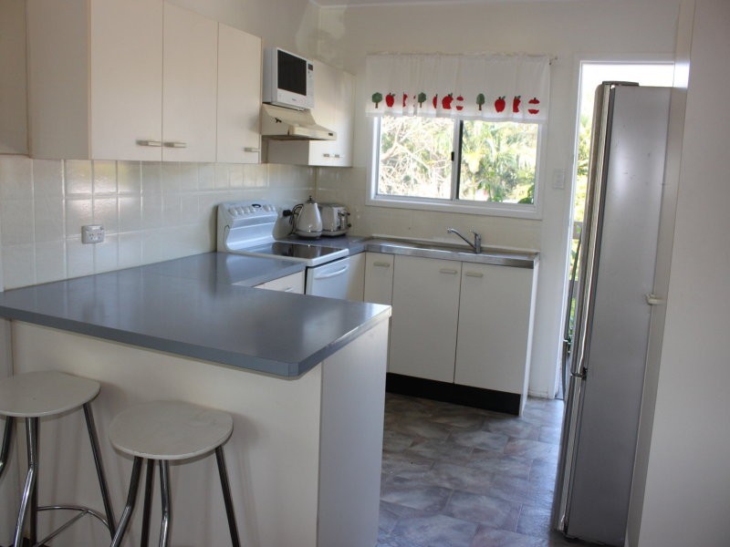 10 Brolga Street, Slade Point QLD 4740