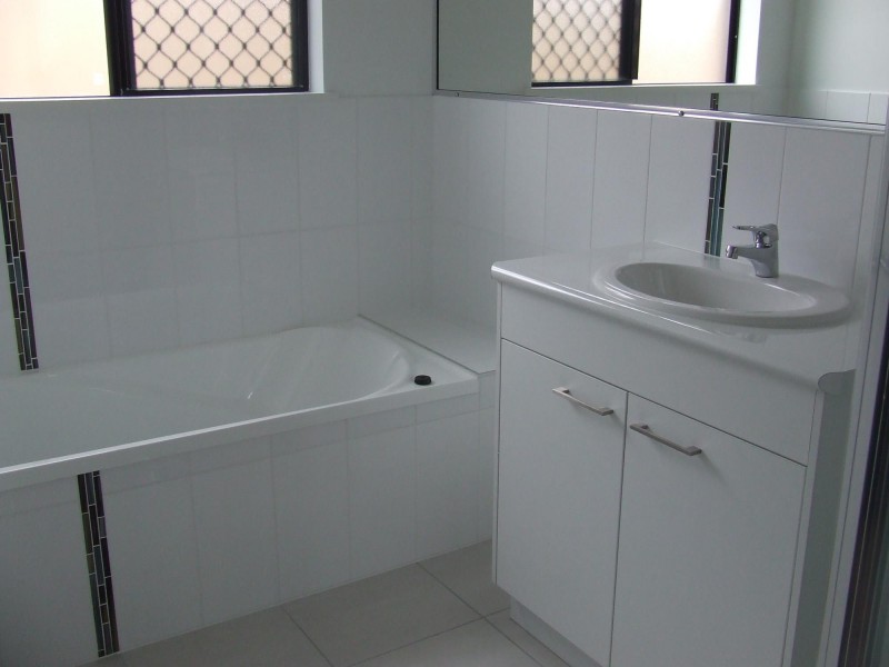 18 Sonoran Street, Rural View QLD 4740
