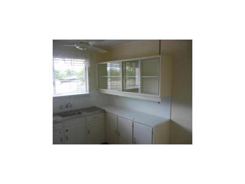 9 Adair Court, Dysart QLD 4745