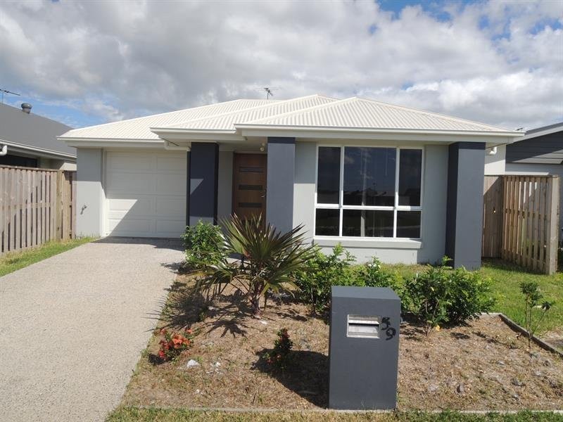 59 Scarborough Circuit, Blacks Beach QLD 4740