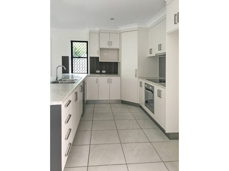 1/12 Kierra Drive, Andergrove QLD 4740