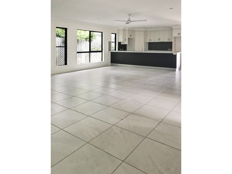 1/12 Kierra Drive, Andergrove QLD 4740