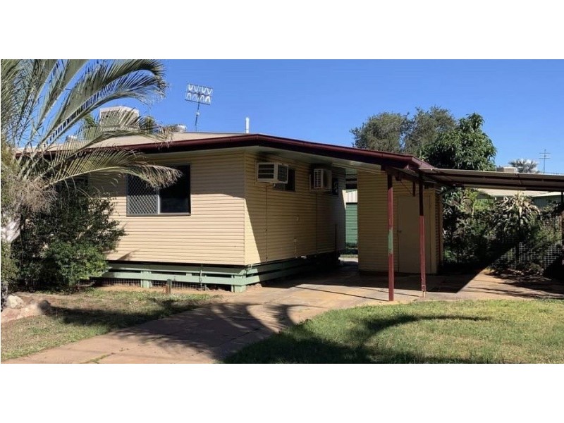 21 Rolfe Street, Moranbah QLD 4744