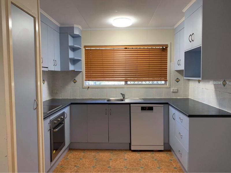 21 Rolfe Street, Moranbah QLD 4744