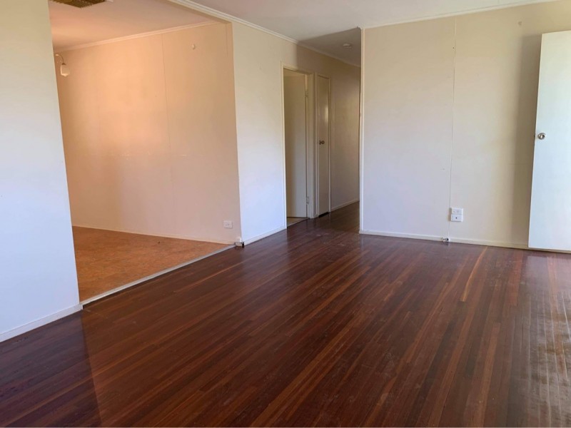 21 Rolfe Street, Moranbah QLD 4744