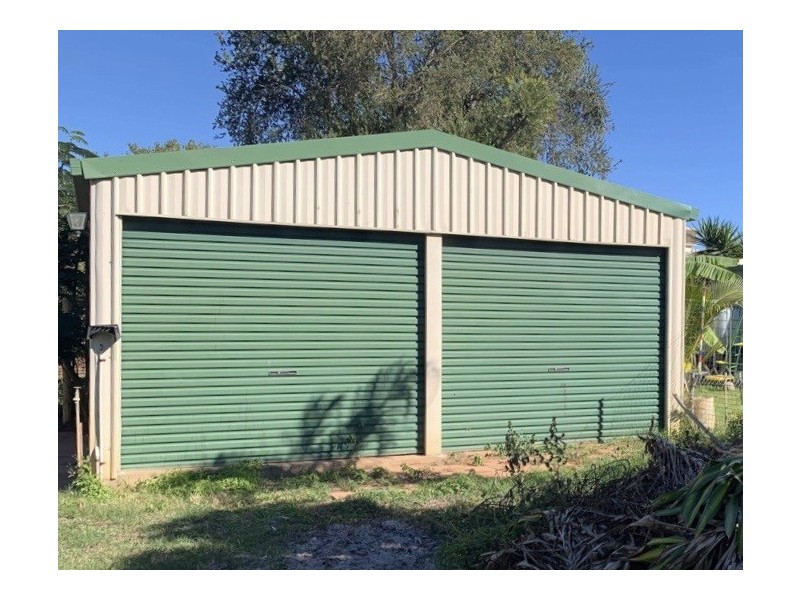 21 Rolfe Street, Moranbah QLD 4744