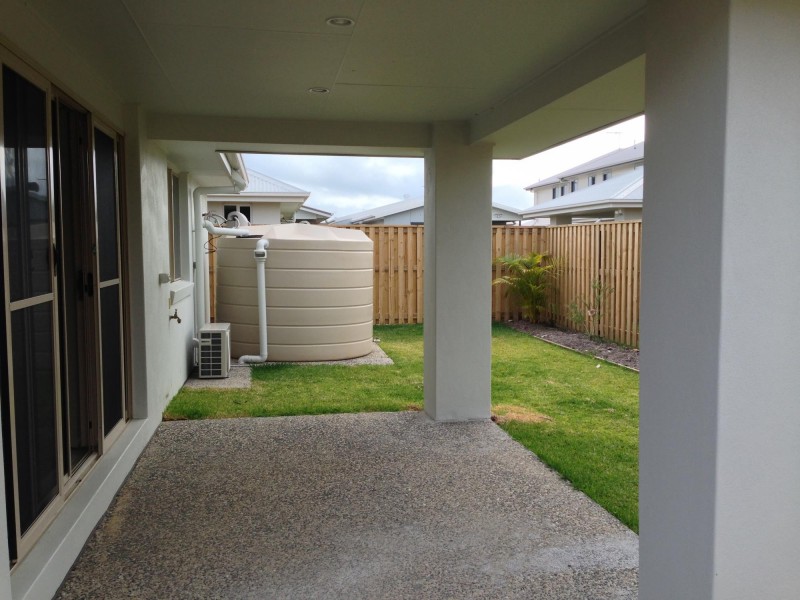 40 Scarborough Cct, Blacks Beach QLD 4740