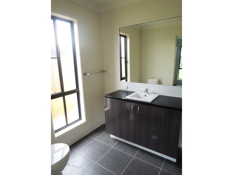 45 Galleon Circuit, Shoal Point QLD 4750