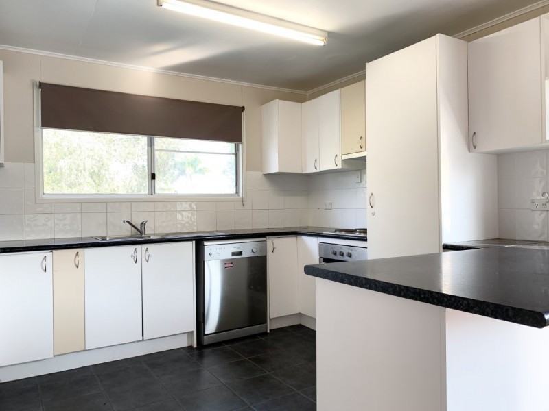 19 Brock Crescent, Dysart QLD 4745