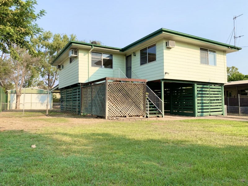 19 Brock Crescent, Dysart QLD 4745