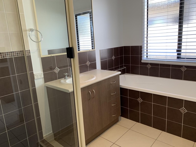 5 Helvellyn Street, Eimeo QLD 4740