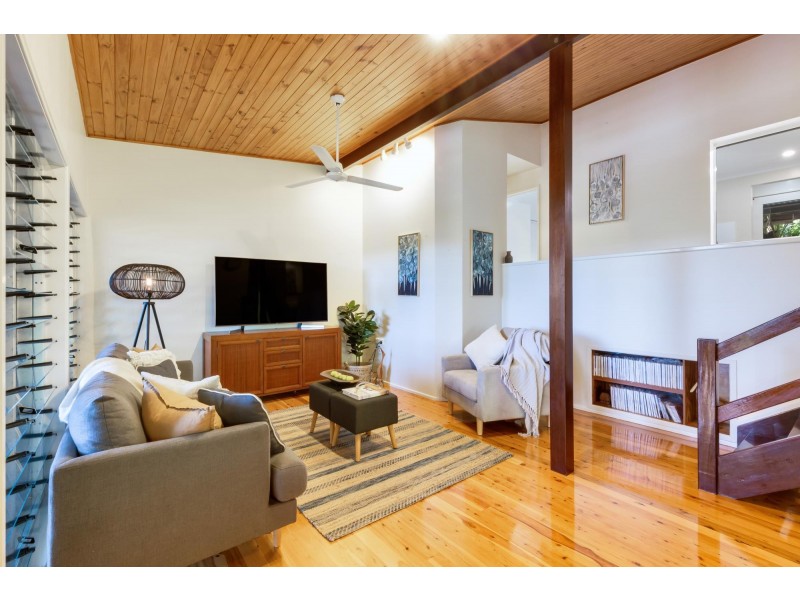 10 Mowlam Street, Eimeo QLD 4740