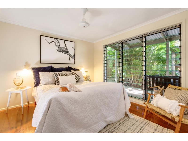 10 Mowlam Street, Eimeo QLD 4740