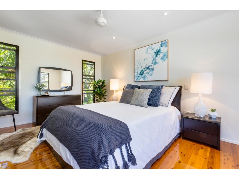 10 Mowlam Street, Eimeo QLD 4740