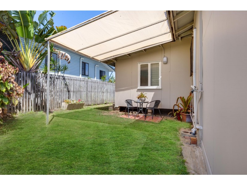 17 Robin Street, Slade Point QLD 4740