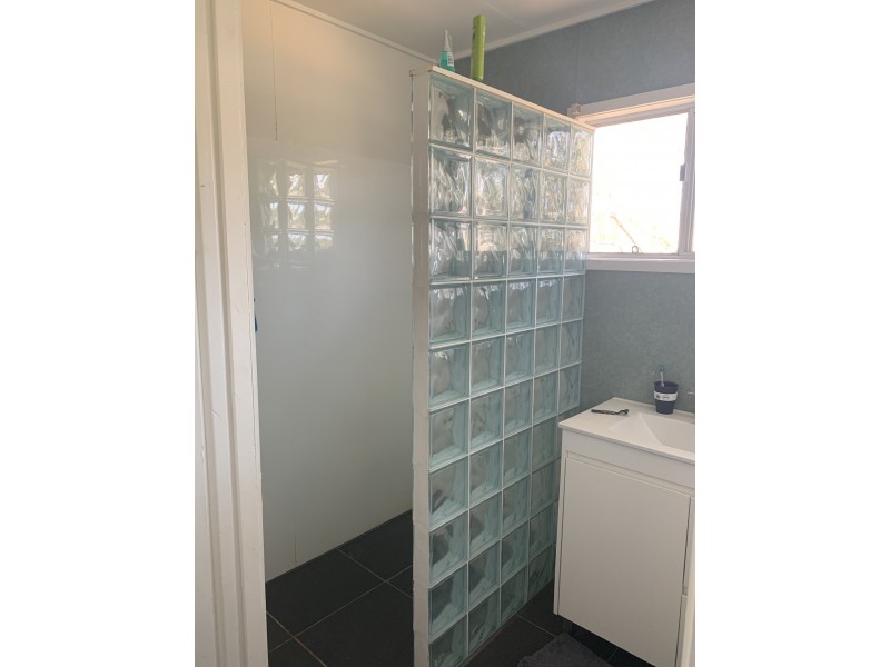 47 Kennedy Dr, Moranbah QLD 4744