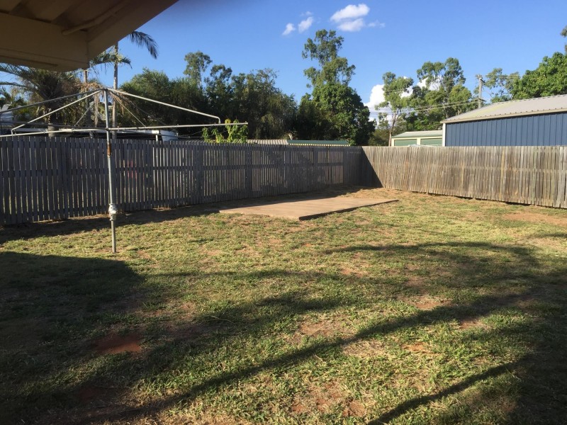 9 Cobb Court, Moranbah QLD 4744