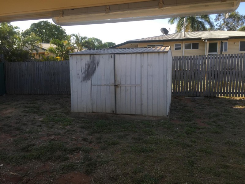 9 Cobb Court, Moranbah QLD 4744