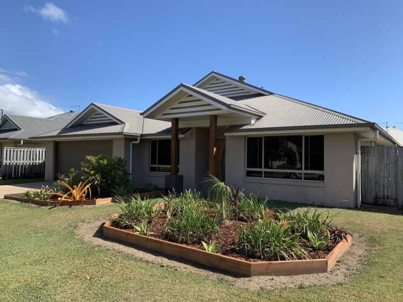 34 Duranbah Circuit, Blacks Beach QLD 4740