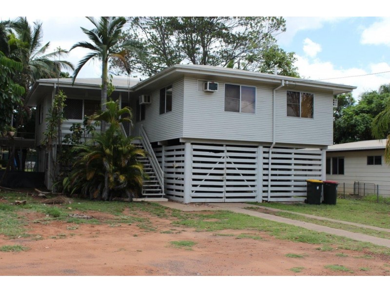 11 McCool Street, Moranbah QLD 4744