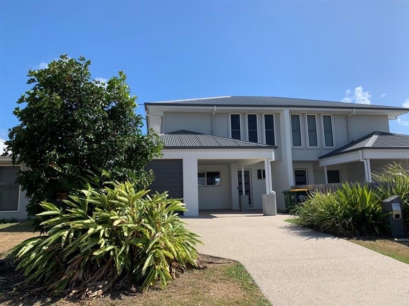 1/10 Somerset Dve, Andergrove QLD 4740