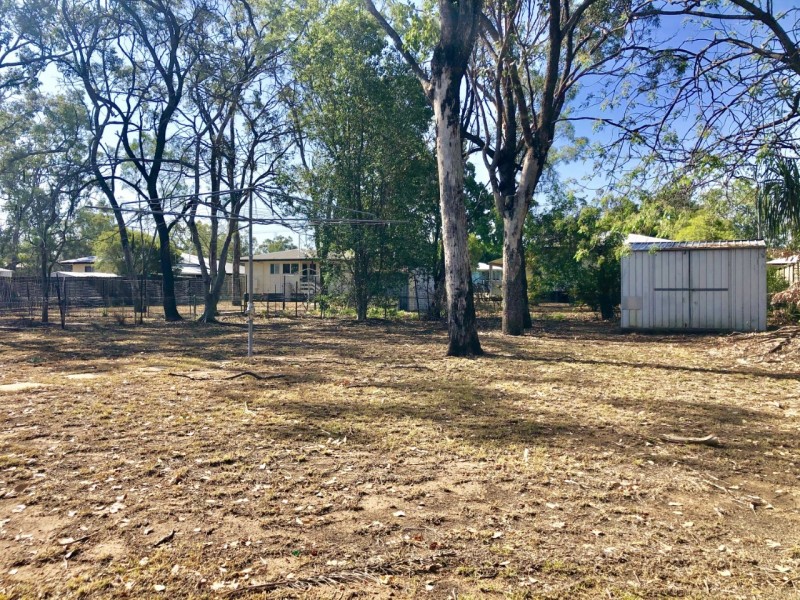 14 Beresford Crescent, Dysart QLD 4745