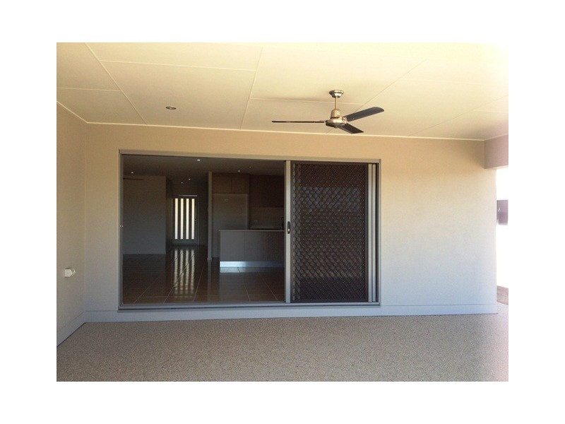 19 Makybe Diva Drive, Ooralea QLD 4740