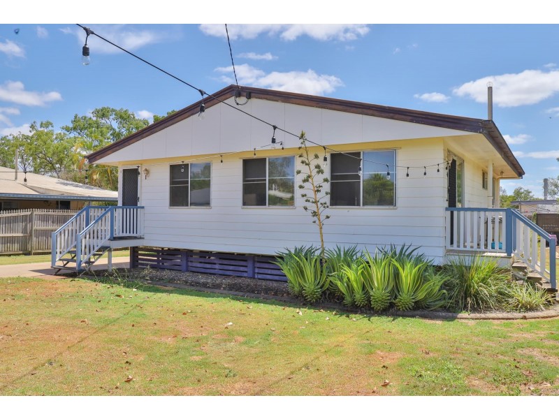 16 Watkins Street, Moranbah QLD 4744