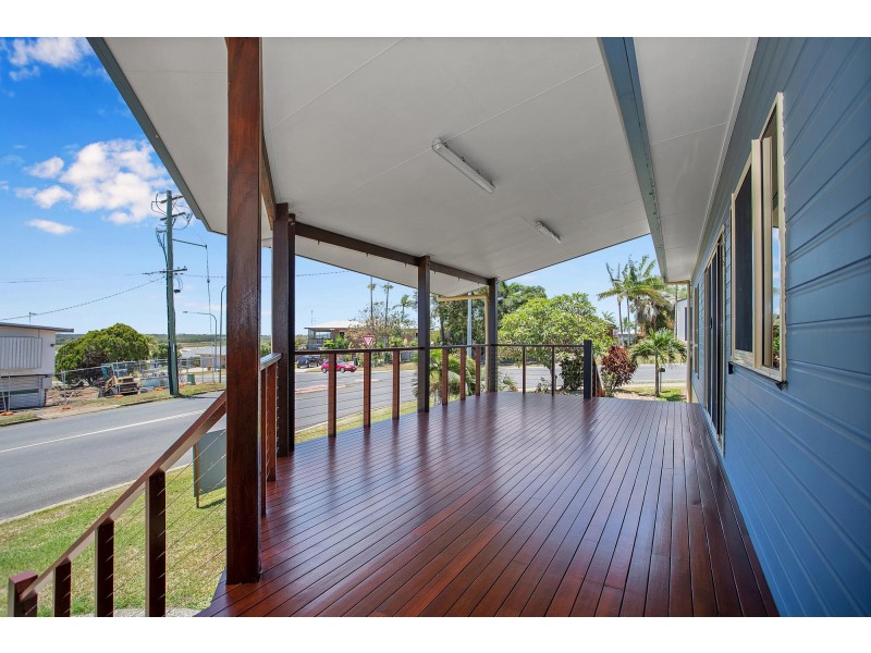 4 Arana Drive, Rural View QLD 4740