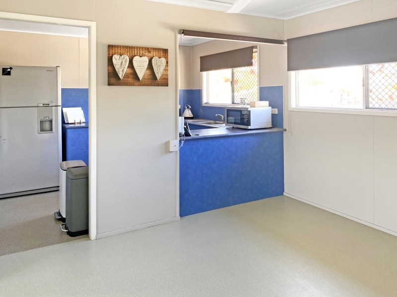 18 Middle Crescent, Dysart QLD 4745