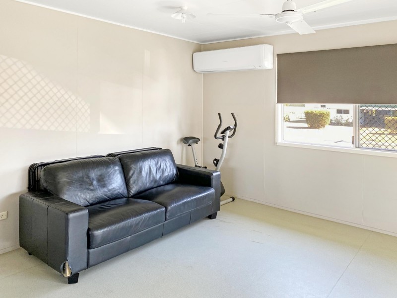 18 Middle Crescent, Dysart QLD 4745
