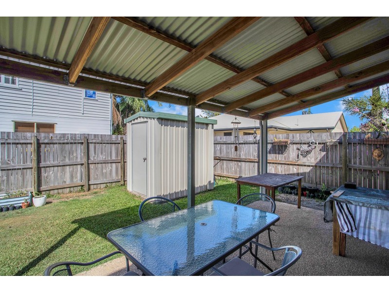 6 Mary Street, West Mackay QLD 4740