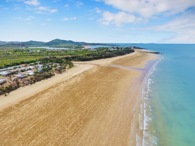 30 Owen Jenkins Drive, Sarina Beach QLD 4737