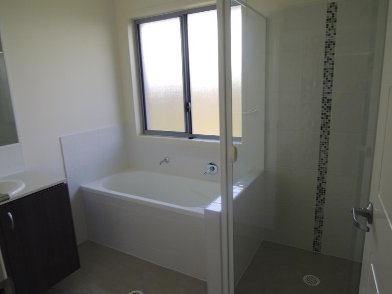 41 Trinity Parade, Blacks Beach QLD 4740