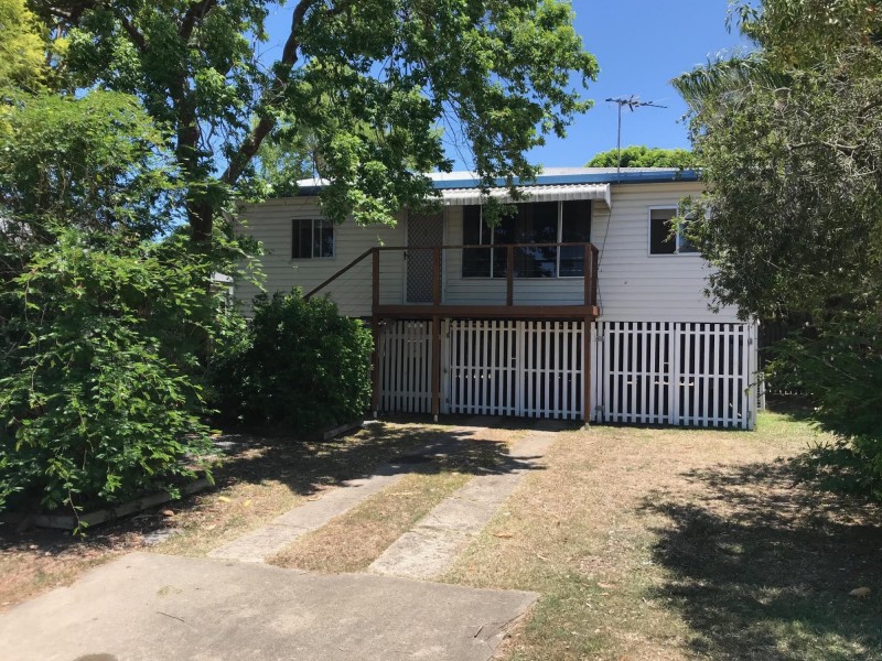 9 Pratt Street, South Mackay QLD 4740