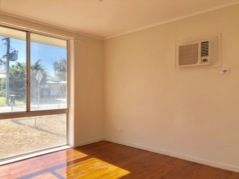 24 Crawford Street, Dysart QLD 4745
