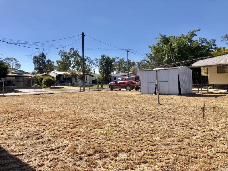 24 Crawford Street, Dysart QLD 4745