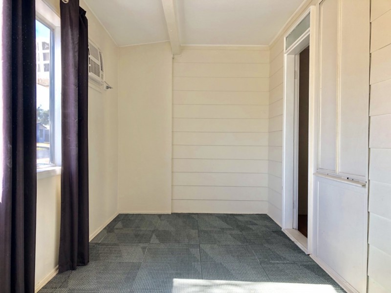 24 Crawford Street, Dysart QLD 4745