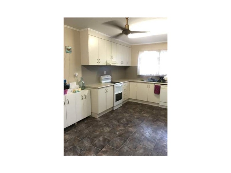 15 Rolfe Street, Moranbah QLD 4744