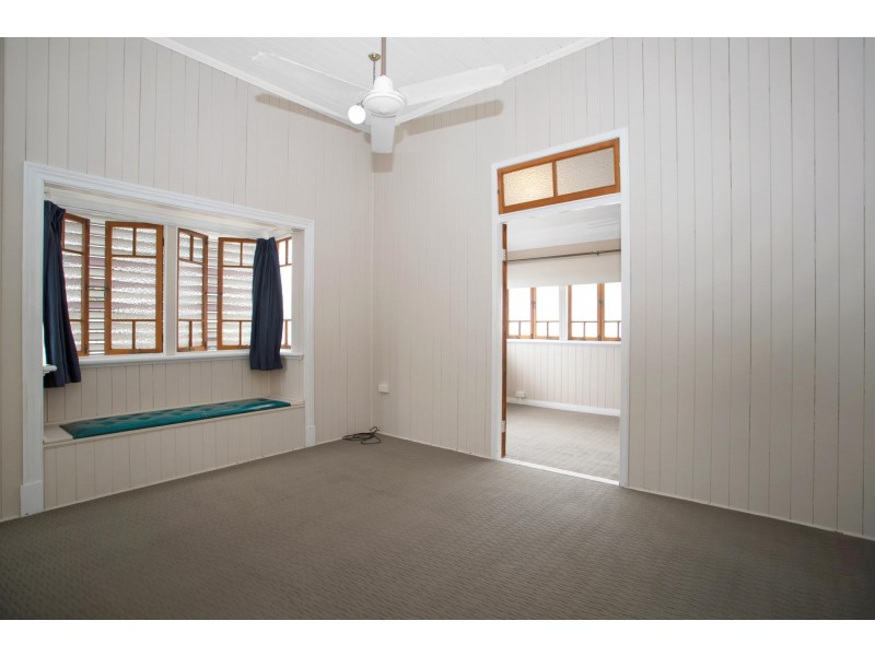 4 Macdonald Street, South Mackay QLD 4740