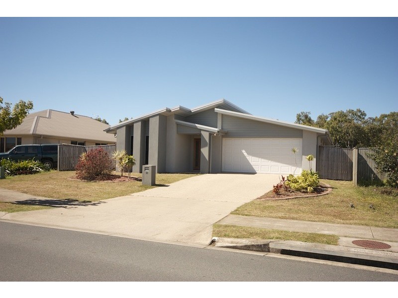 55 Whitehaven Drive, Blacks Beach QLD 4740
