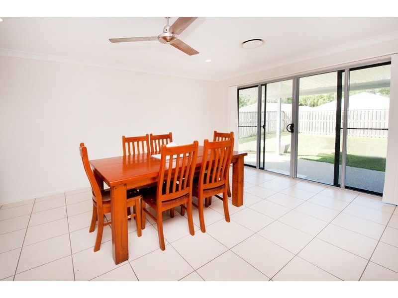 55 Whitehaven Drive, Blacks Beach QLD 4740