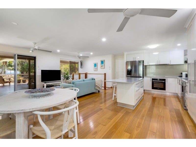 9 Coral Drive, Blacks Beach QLD 4740