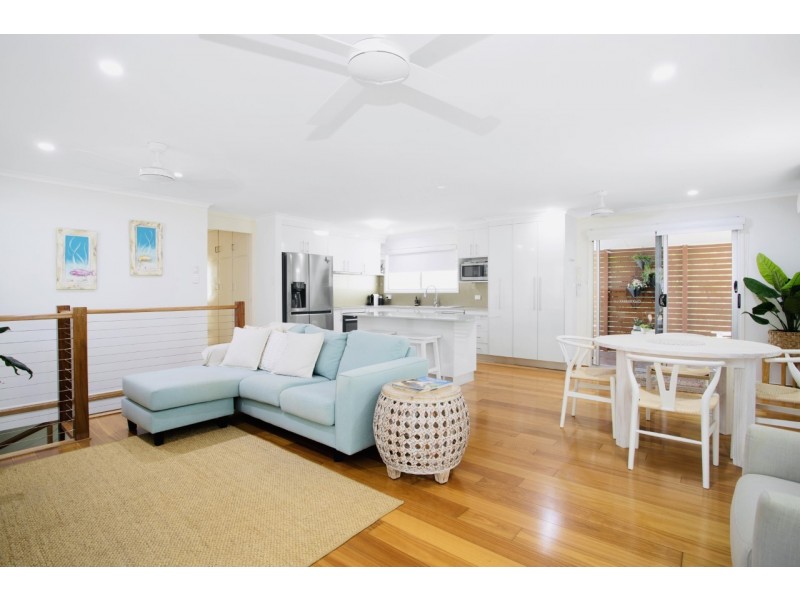 9 Coral Drive, Blacks Beach QLD 4740