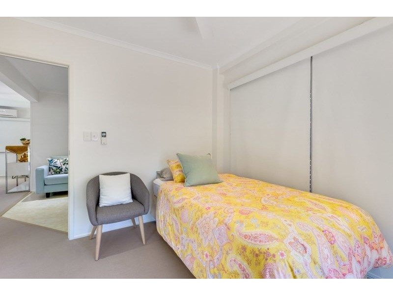 9 Coral Drive, Blacks Beach QLD 4740