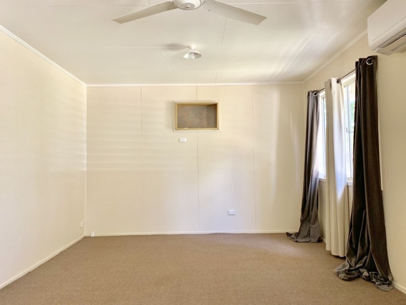 11 Bellarine Ct, Dysart QLD 4745