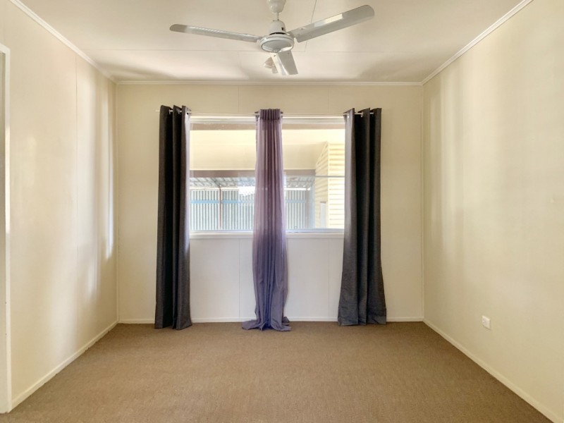 11 Bellarine Ct, Dysart QLD 4745