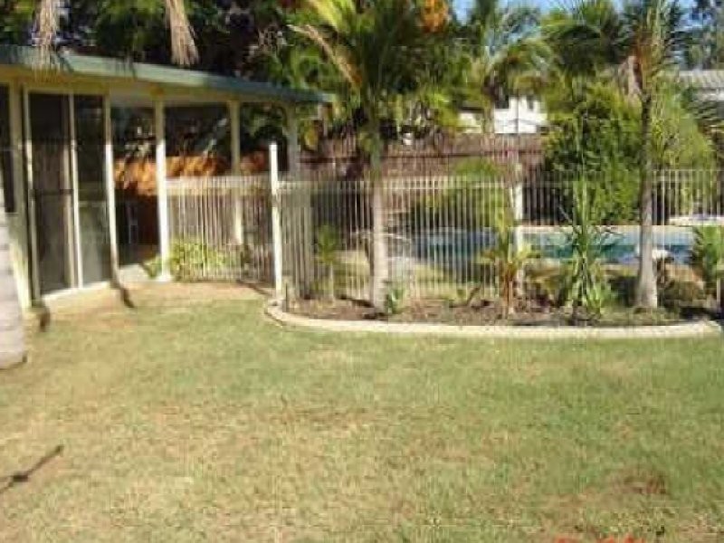 6 Shannon Drive, Moranbah QLD 4744