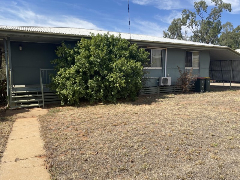 5 Burke Drive, Moranbah QLD 4744